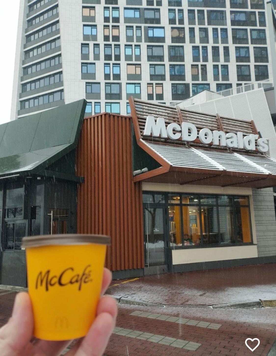 New Apart Lesi Ukrainky Blvd And Olimpiyska And Kreshchatyk And Manhattan City With Parking Kyiv Exterior photo